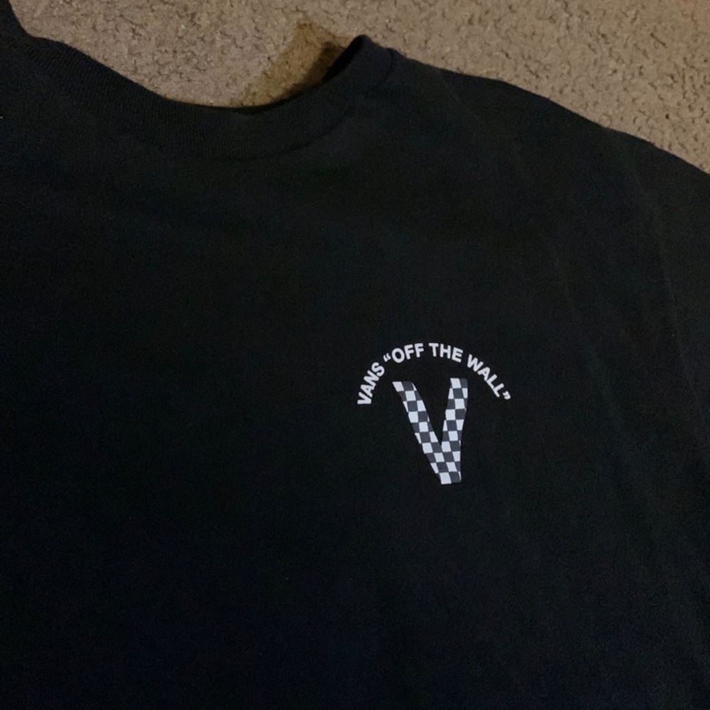 VANS “OFF THE WALL” Grapic Tee
